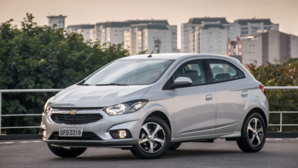chevrolet-onix-2019-1